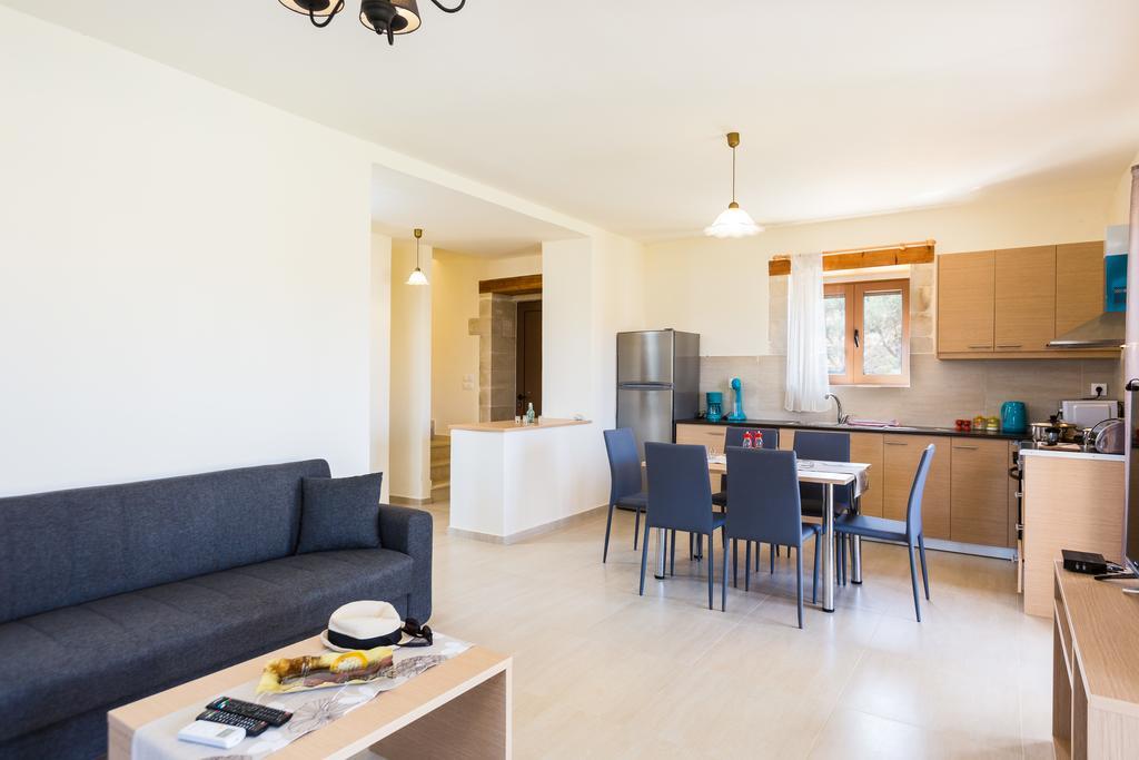 Dimokritos Villas, A Homestay Experience, By Thinkvilla Angeliana  Exterior photo